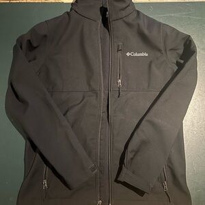 Columbia Men's Black Performance Jacket